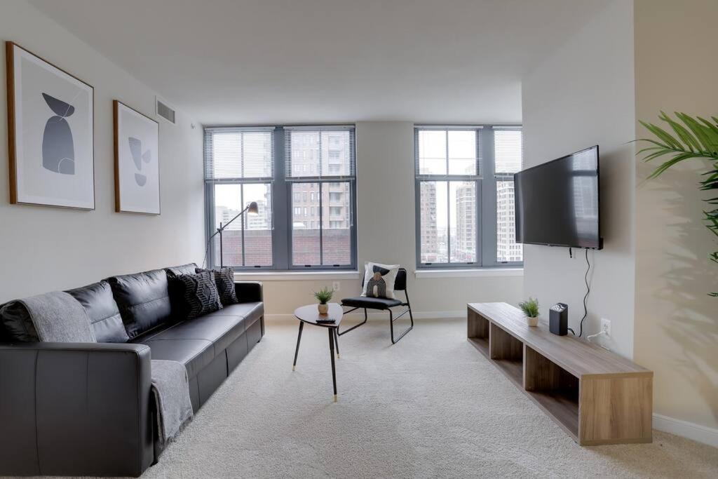 Bright And Cozy Apartment Near Pentagon City Arlington Exterior photo